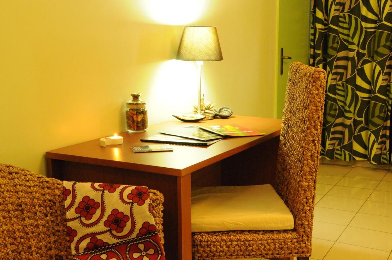 Hotel Maharajah Mamoudzou Habitación foto